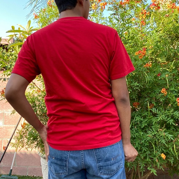 vintage basic red tee - Picture 4 of 5